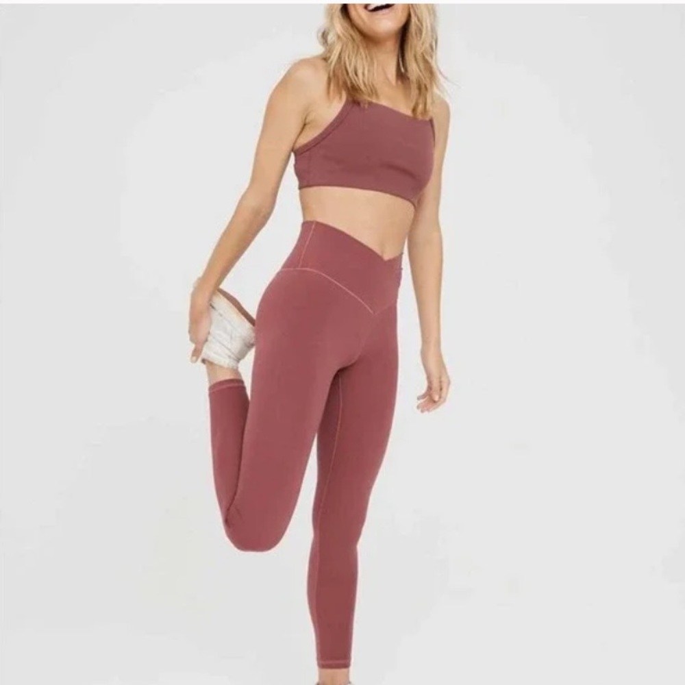 OFFLINE By Aerie Real Me 7/8 High Waisted Crossover Legging